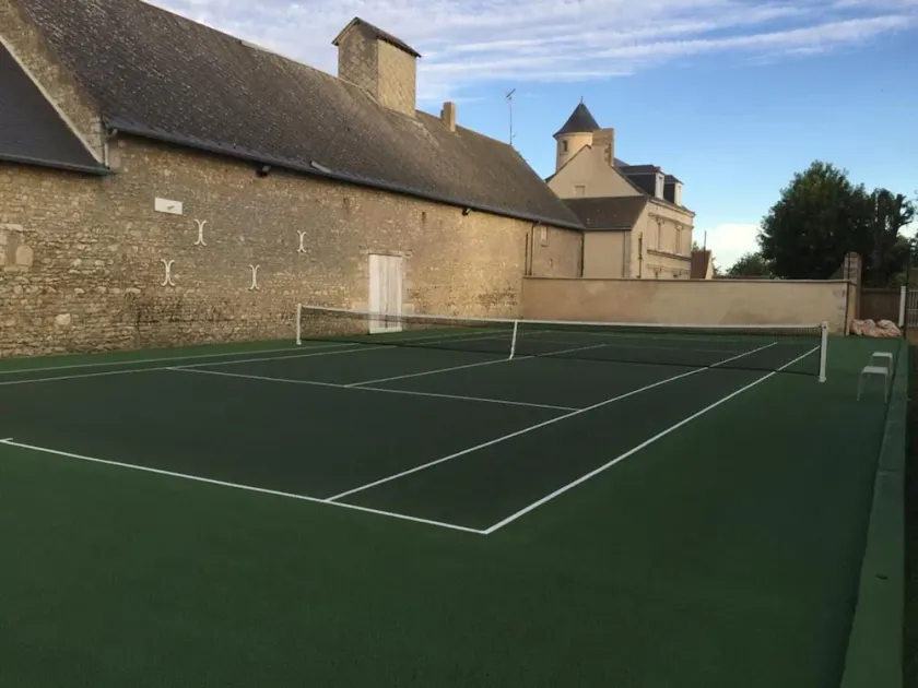 Charming Countryside Retreat: Modern Cottage with Tennis Court, Near Loire Castles - Image 1