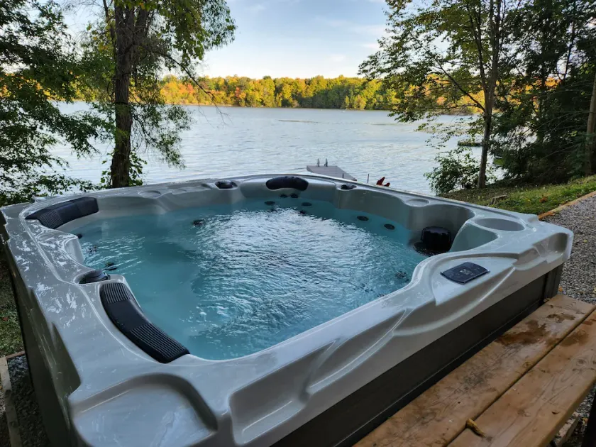 Beautiful modern cottage on Cranberry Lake - Image 1