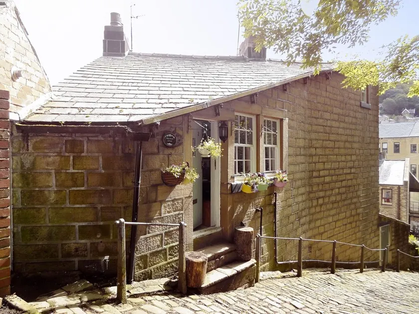 Alojamiento de 3 habitaciones en Hebden Bridge Birkenhead Cottage - Image 1