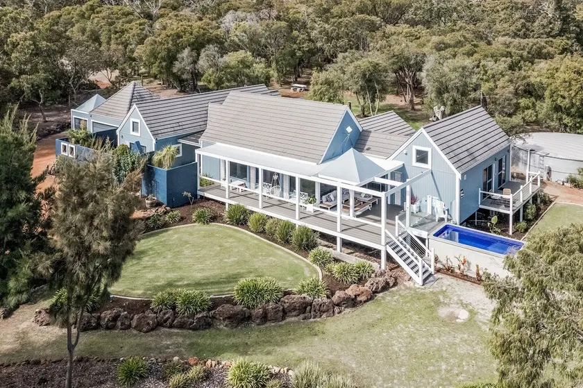 Ard Na Mara- Superbly appointed luxury estate - Image 1