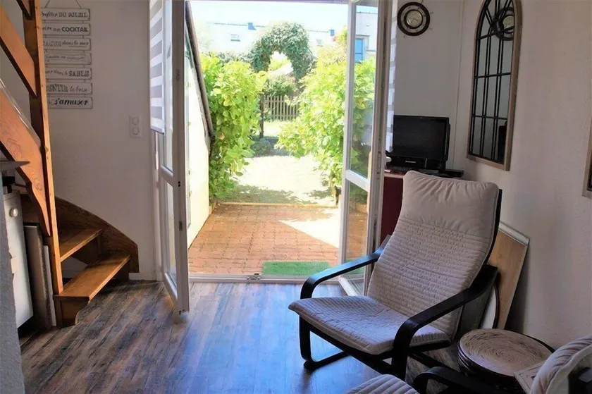 Maisonette 2 rooms 2 people 500 meters from the beach - Image 1