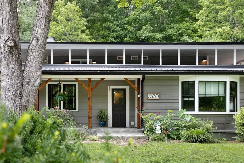 Rückzug in die GratiDude Lodge in Leipers Fork - Image 1