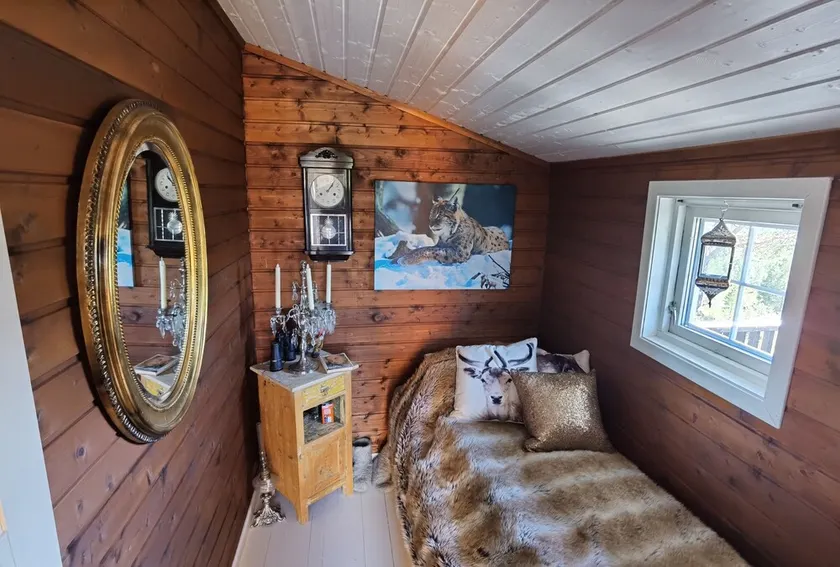 High standard cabin with view, hiking and fishing Ocean boat rental possible - Image 1
