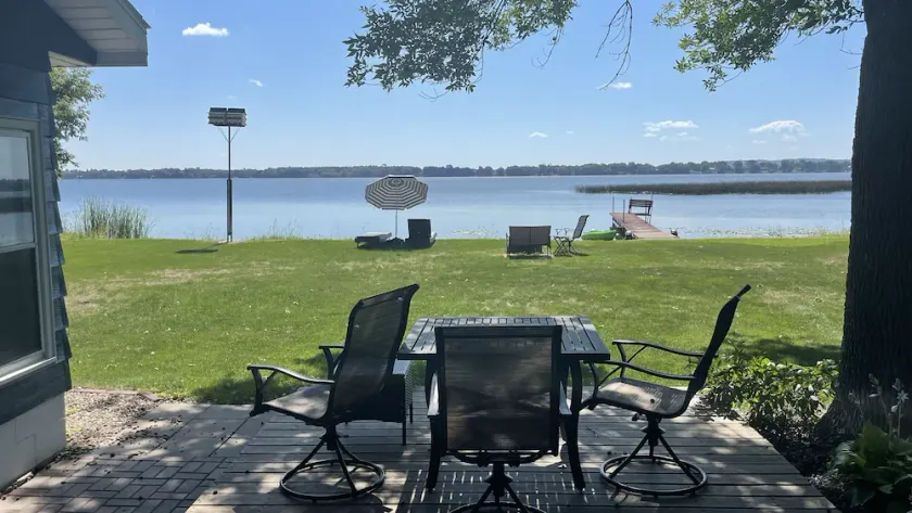 3 bed 2 bath lake house ready for fun and relaxation - Image 1