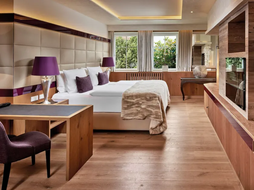 ROMANTIK-SUITE - 5* Wellness- & Sporthotel Jagdhof - Image 1