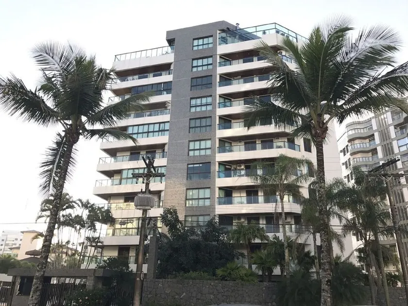 Great apartment, excellent location, 4 bedrooms, 2 suites, 9 guests, gourmet balcony - Image 1
