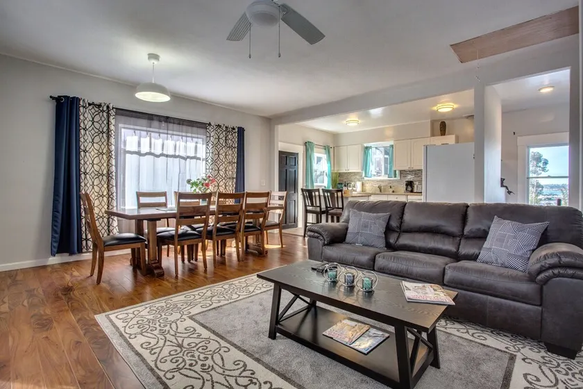 4 BD Entire House Located Close to Downtown and Little Italy! - Image 1