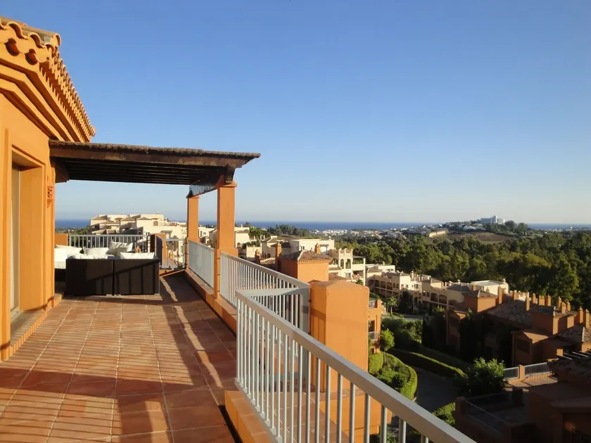 3 sovrum lyxigt penthouse med fantastisk panoramautsikt - Image 1