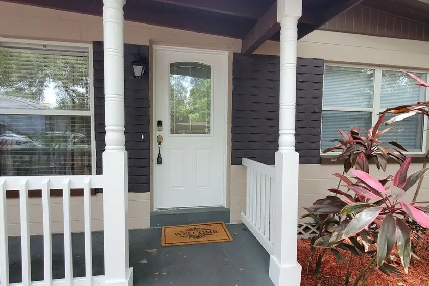 Bungalow DT by Lake Eola KIA center Sleeps 12 - Image 1