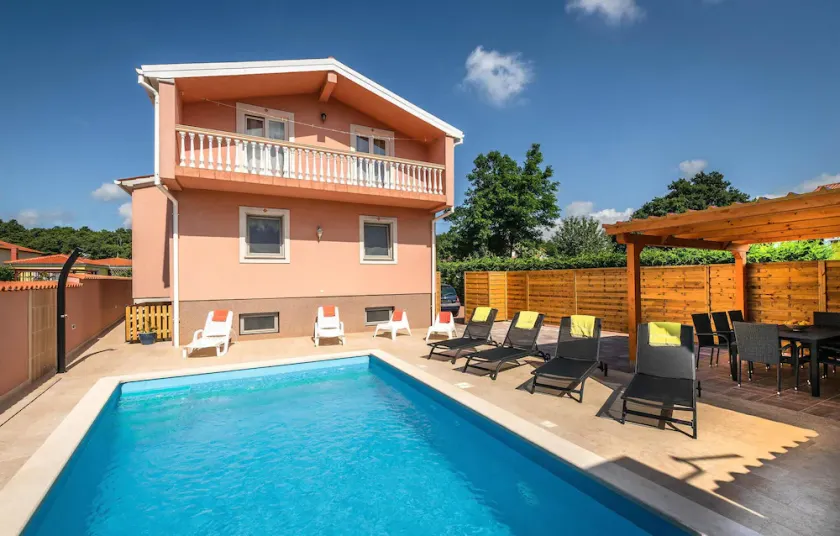 Stunning Home In Marcana With Wifi - Image 1
