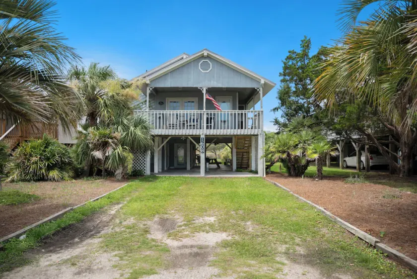 The Marsh by Oak Island Accommodations - Image 1