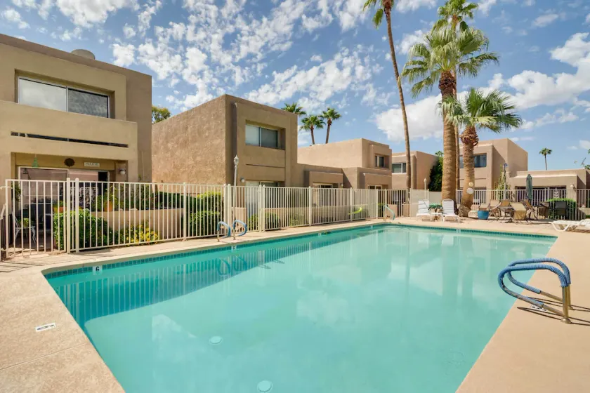 Mesa Golf Course Home i Gated Resort Community - Image 1