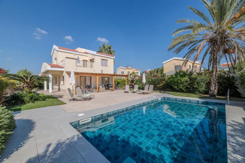 Perfekt für Familien, privater Pool, Gärten und Balkon mit Meerblick. GRATIS WIFI - Image 1
