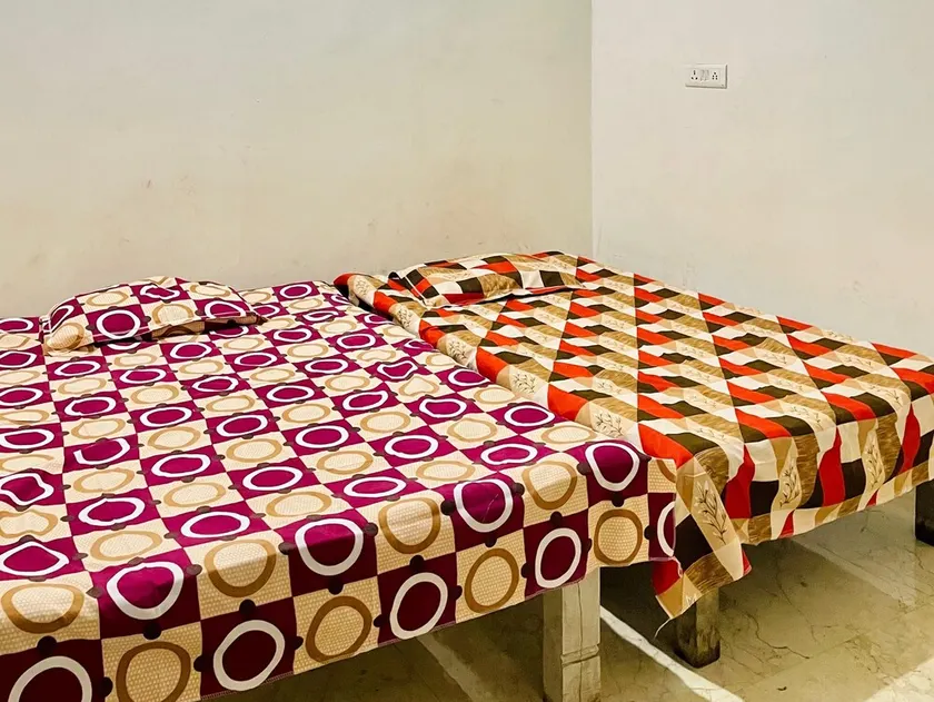 Om sai guest house - Image 1
