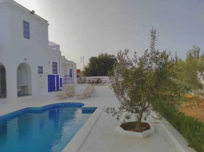 Maison Zahra 03 Suites Avec Piscine - Image 1