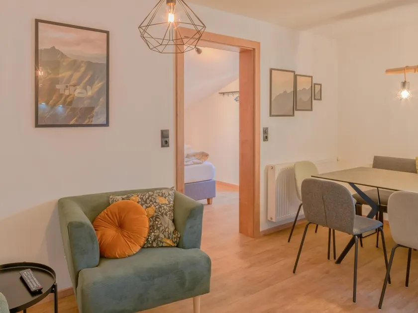 Nice group accommodation, 1.3 km to the ski lift - Image 1