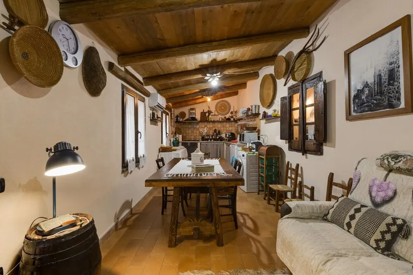 Holiday Home \"Antica dimora\" with Garden & A/C - Image 1