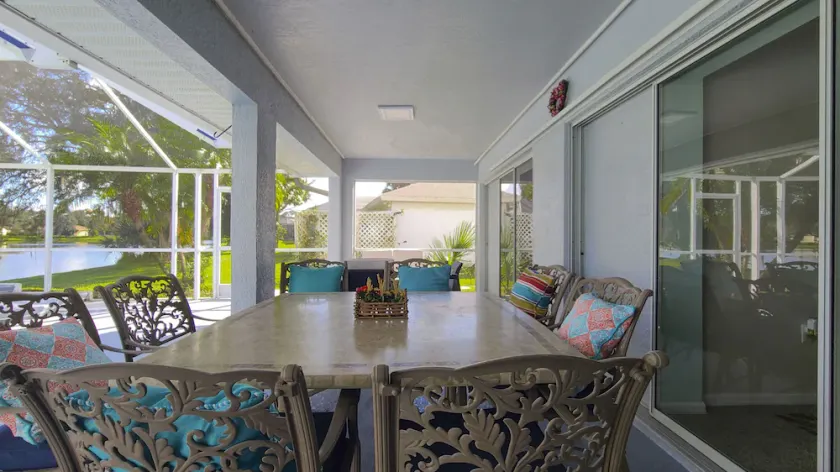 Heated pool, lakeview, double king size, 4 bedrooms, 6 beds, 2 bath, sleep 12 - Image 1