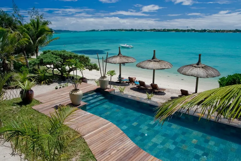 Ocean Villas Hotel - Image 1