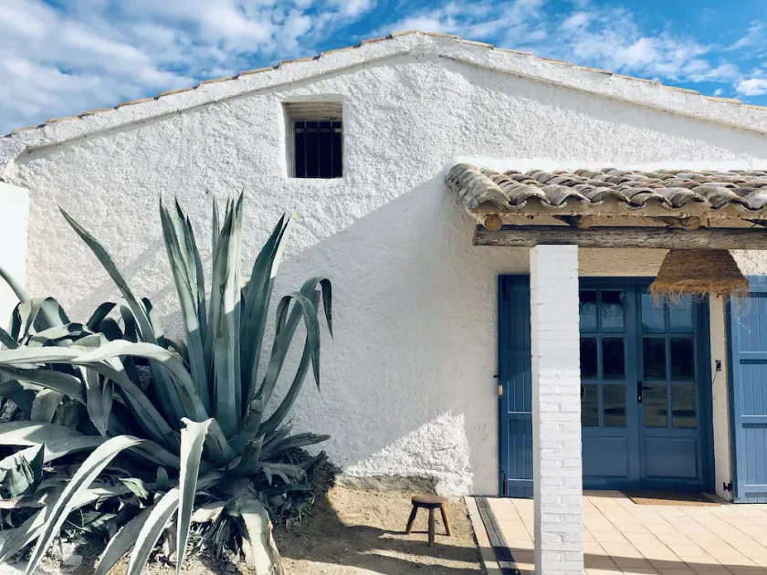 LA ERA Casa de Campo Exclusiva con Gran Finca - Image 1
