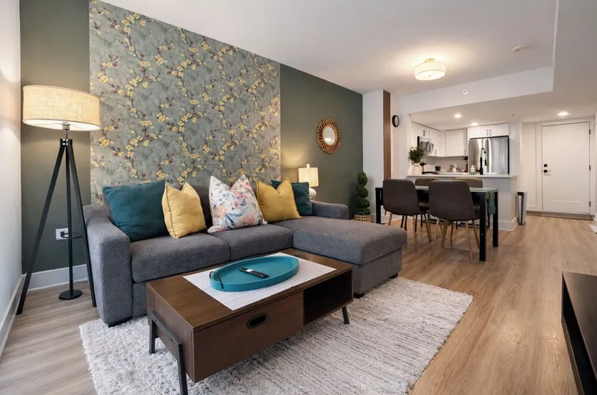Dreamy Extended Stay Amazon King Bed 1BR Garage, Pool,Balcony Gym Near DC, DCA - Image 1