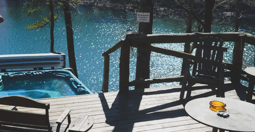 The Fish and Ski Lodge - Image 1