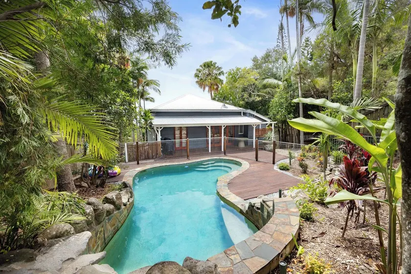 Pacific Terrace Beach House - Image 1