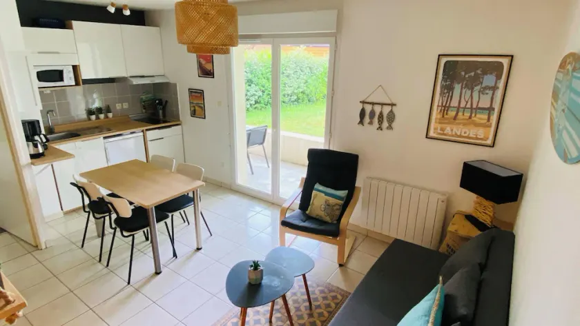 Nice app. T2 4/5 pers 3 lits - av terrasse- piscine -proche océan -8Km d'HOSSEGOR - Image 1