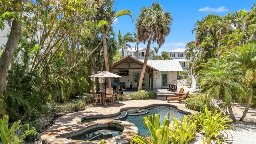 Shady Mango home - Image 1