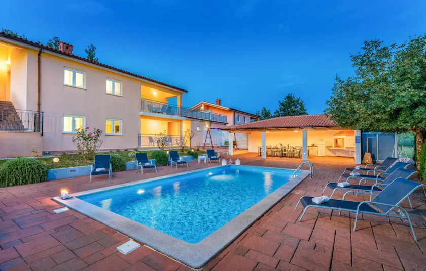 Awesome Home In Pazin - Image 1