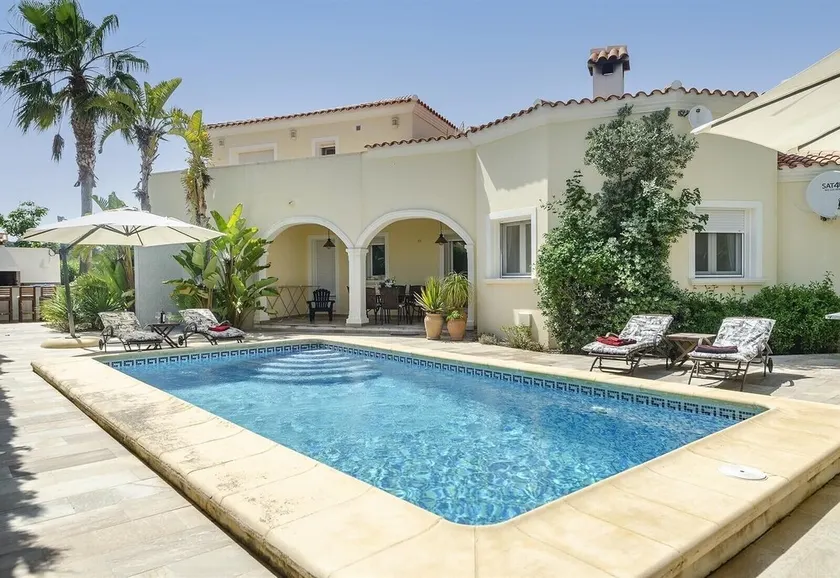 Villa 'Vista Panoramica' with Mountain View, Wi-Fi and Air Conditioning - Image 1