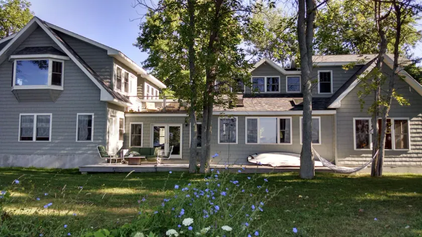 Waterfront Home on Lake Ontario - Image 1
