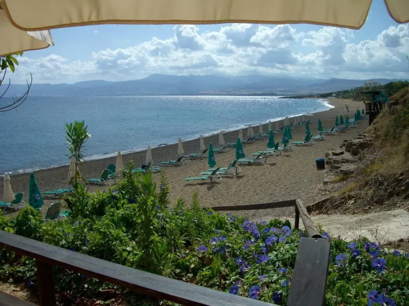 Aphrodite Beach Hotel - Image 1
