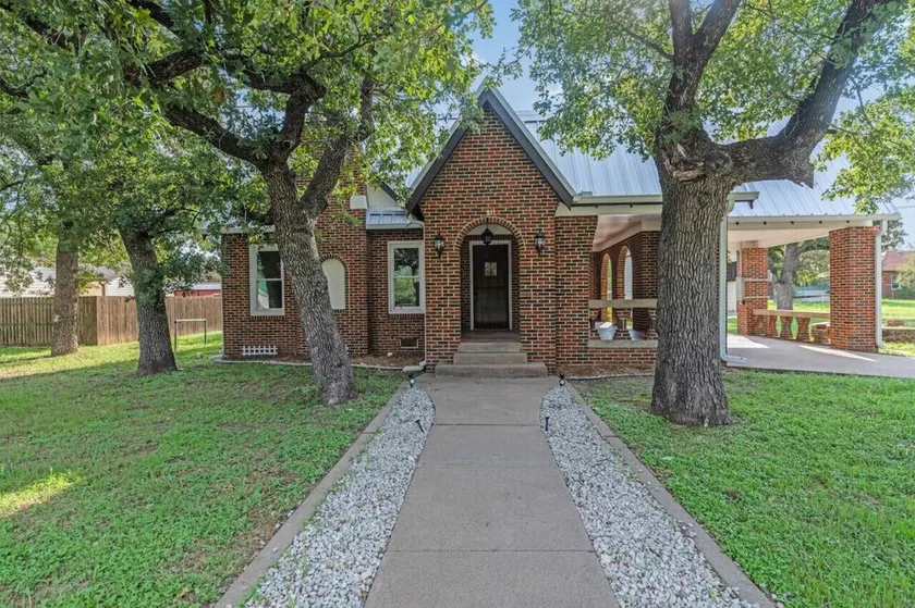 Charming, Tudor Style Home Newly Renovated! - Image 1
