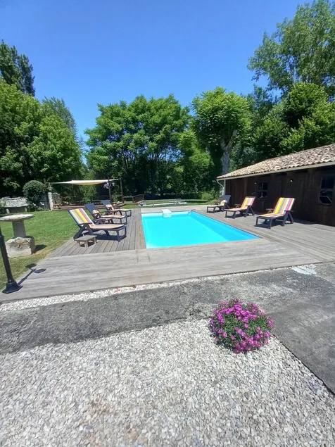 Superb Rural property for 6 with Private Heated Swimming Pool - Image 1