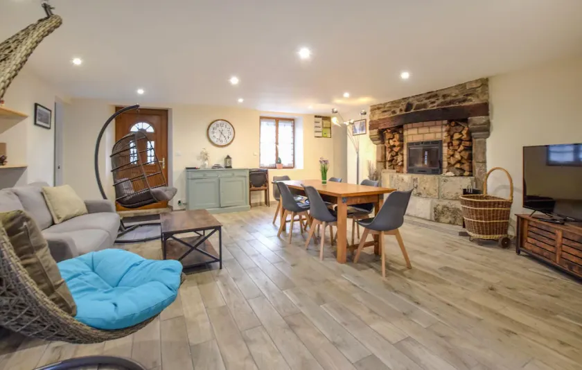 Cozy home in Quettehou with WiFi - Image 1