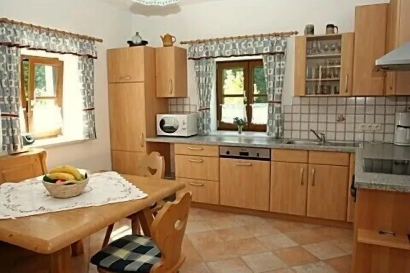 120sqm casa de férias para famílias, com 3 set. Quartos - Image 1