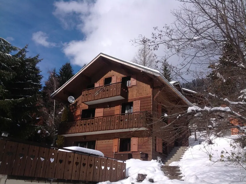 5 camera da letto, 3 bagno (posti letto 10) chalet in Portes du Soleil con vasca idromassaggio - Image 1