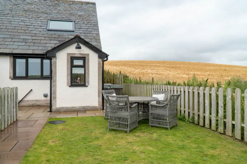 Daisy Cottage - Image 1