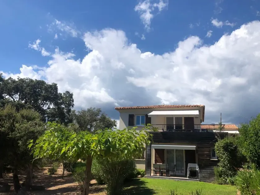 Apartment in residence with swimming pool, janitor, 7 minutes walk from the beach - Image 1