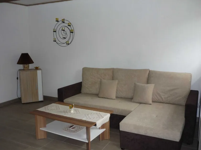 Apartment 1 - Horn: Vacation in a thatched house in Schleswig-Holstein - Image 1