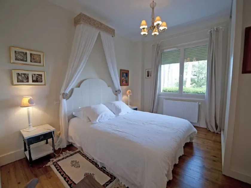 Rural country retreat with private heated pool and driving range! - Image 1