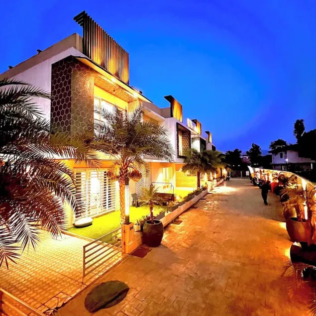 Ashford 4 BHK With Pvt Pool By Stellar Stays - Image 1