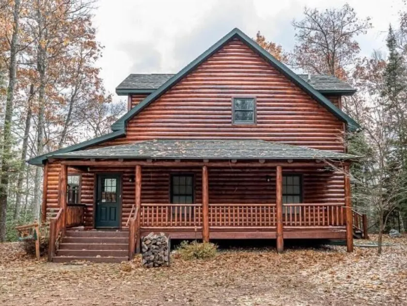 Hideaway Pines - Wooded Lakefront Seclusion on 3 Acres - Image 1