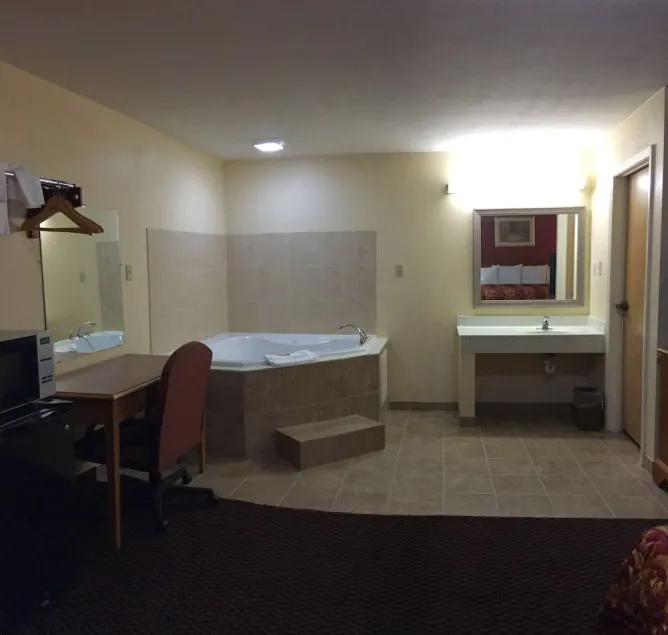 Voyager Inn - Image 1
