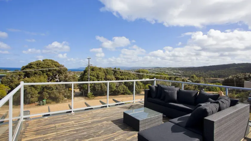 Sirocco - Recently renovated, Roof Top Deck And Pet Friendly in Aireys Inlet - Image 1
