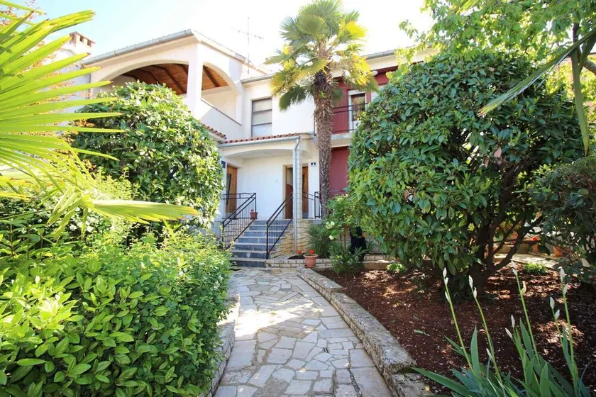 Holiday apartment near the old town - Image 1