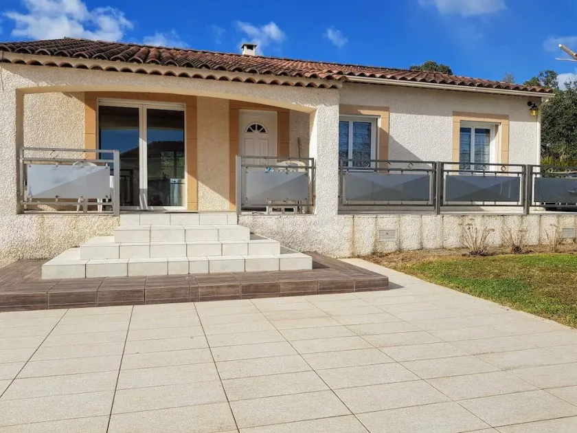 Jolie maison T4  88m² PROCHE MER - Image 1