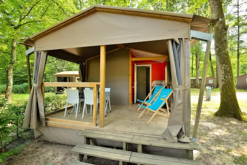 Camping Etang de la Vallée - Image 1