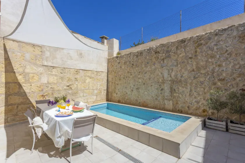House Can Diana - Image 1